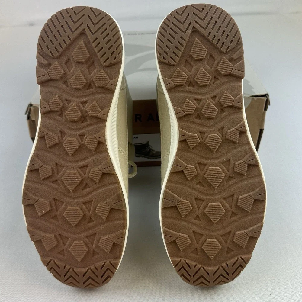 Eddie Bauer Women's Balasana Quilted Upper Lightweight Winter‎ Boot Size 8